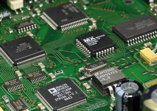 技術(shù)創(chuàng)新是激光分板機(jī)品牌發(fā)展的基礎(chǔ)