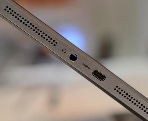 精密激光打孔工藝，遍布于整個手機內(nèi)外