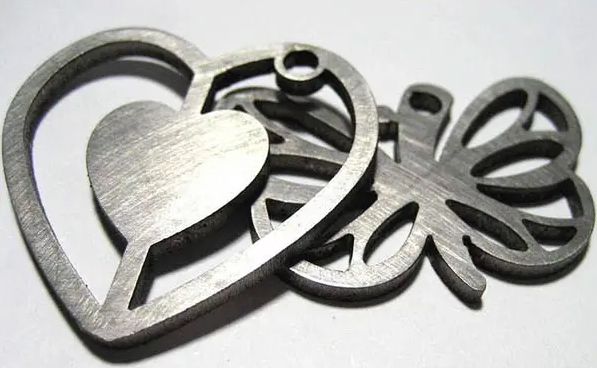 激光切割碳鋼不黑邊,關(guān)鍵就在這幾點 激光切割碳鋼不黑邊,關(guān)鍵就在這幾點