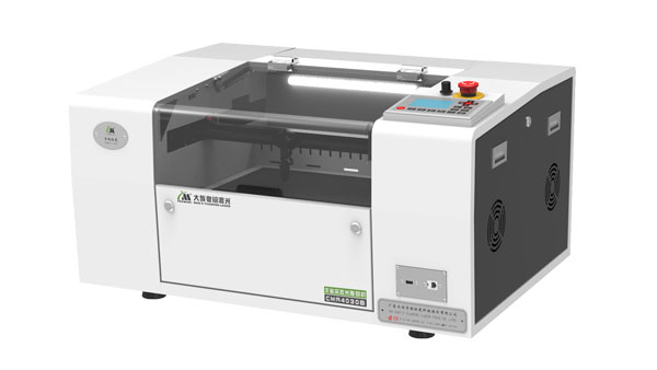 木板激光雕刻機(jī)，體積小精度高