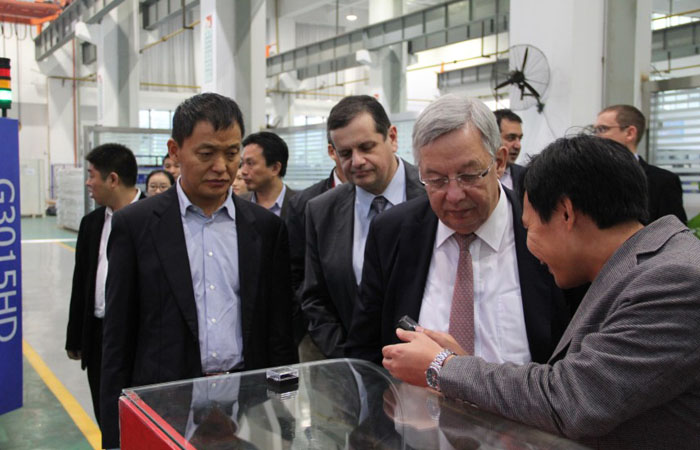 IPG公司高層一行參觀訪問大族激光 IPG公司高層一行參觀訪問大族激光