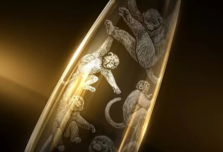 飲料瓶激光打標(biāo),飲料瓶激光打標(biāo)機(jī),飲料激光打標(biāo)雕刻