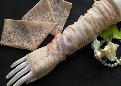 鏡像<a href=http://www.buybuynyhome.com target=_blank class=infotextkey>激光切割機</a>.png