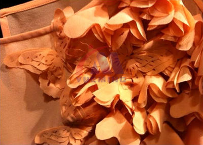 <a href=http://www.buybuynyhome.com/chanpin/79.html target=_blank class=infotextkey>布料激光裁剪</a>.jpg