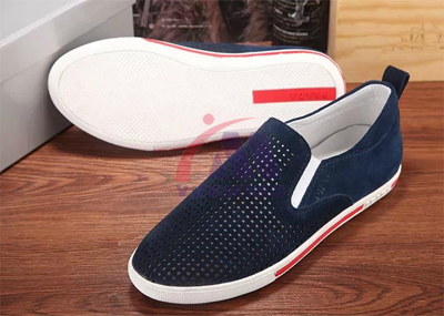 <a href=http://www.buybuynyhome.com/chanpin/75.html target=_blank class=infotextkey>鞋面激光沖孔</a>.png