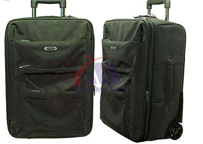 布料皮革<a href=http://www.buybuynyhome.com target=_blank class=infotextkey>激光切割機</a>2.jpg