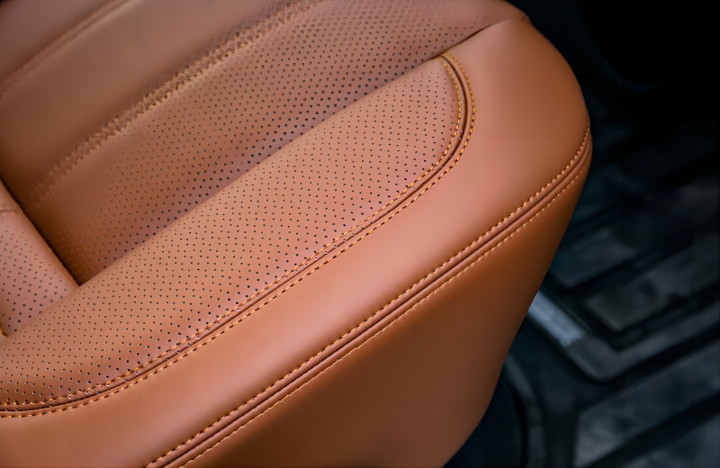 真皮座椅透氣孔激光打孔.png